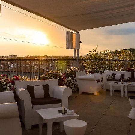 Due Torri Hotel Верона Екстериор снимка