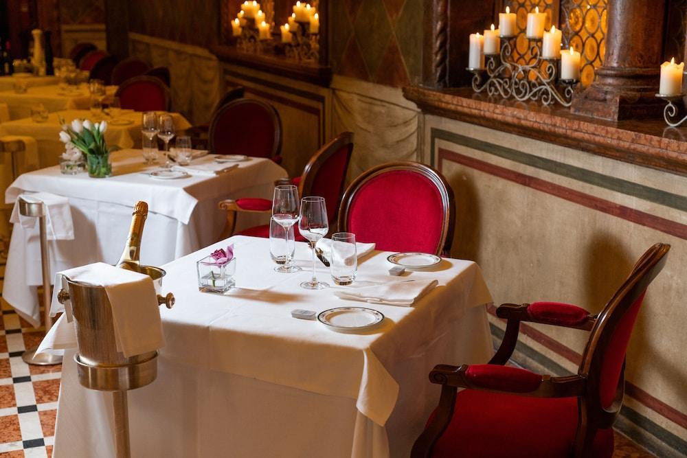 Due Torri Hotel Верона Екстериор снимка