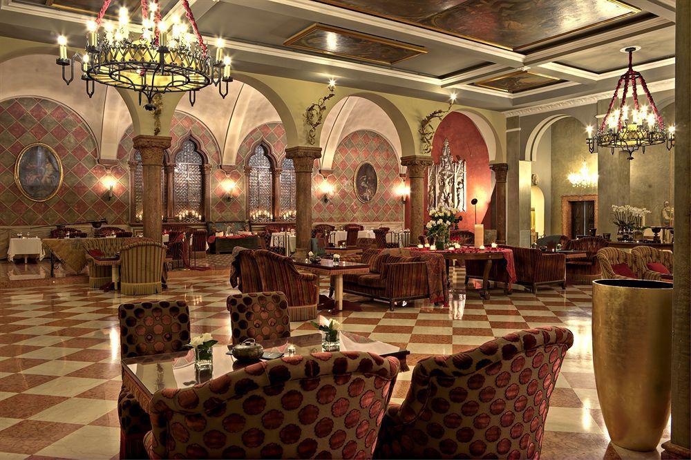 Due Torri Hotel Верона Интериор снимка