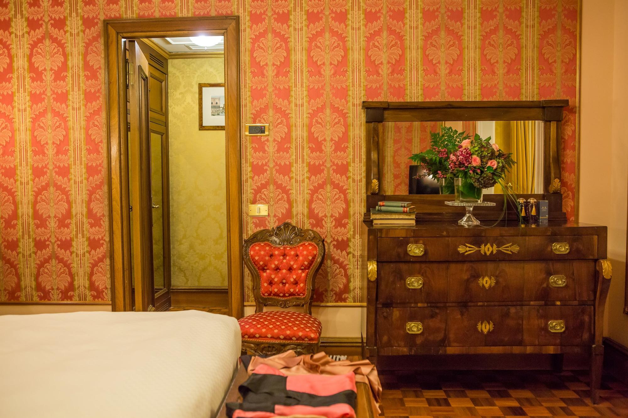 Due Torri Hotel Верона Екстериор снимка