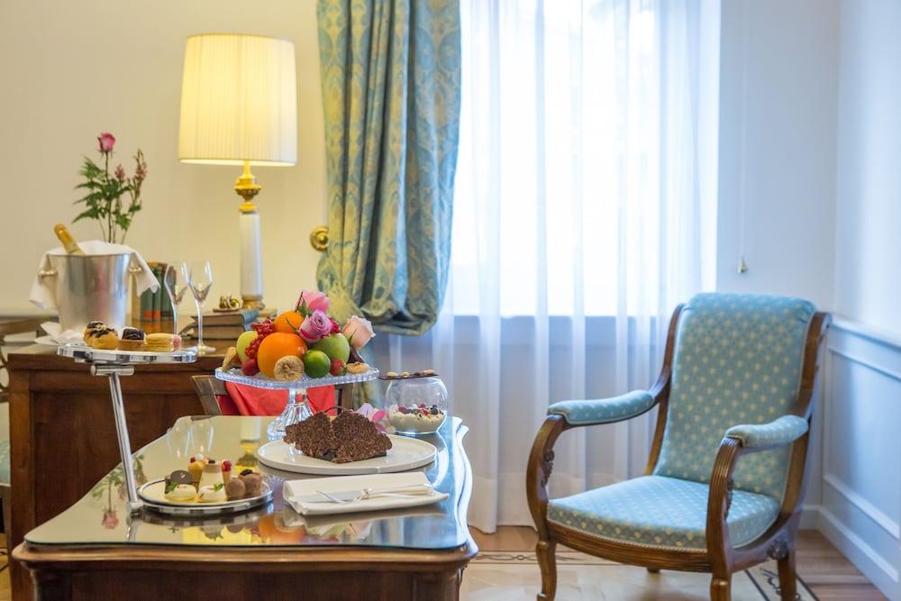 Due Torri Hotel Верона Екстериор снимка