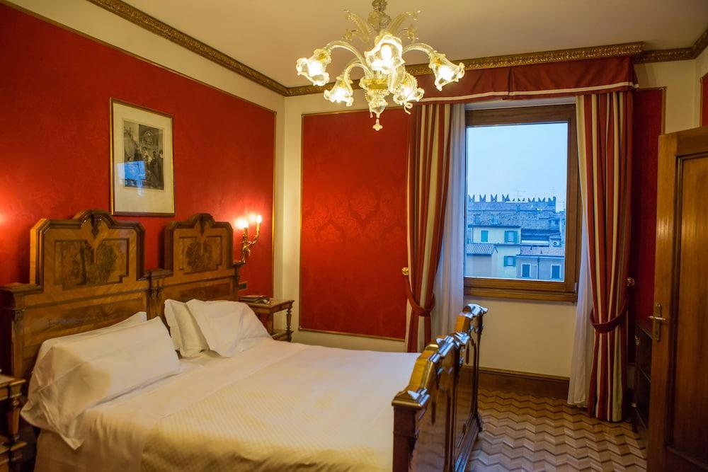 Due Torri Hotel Верона Екстериор снимка