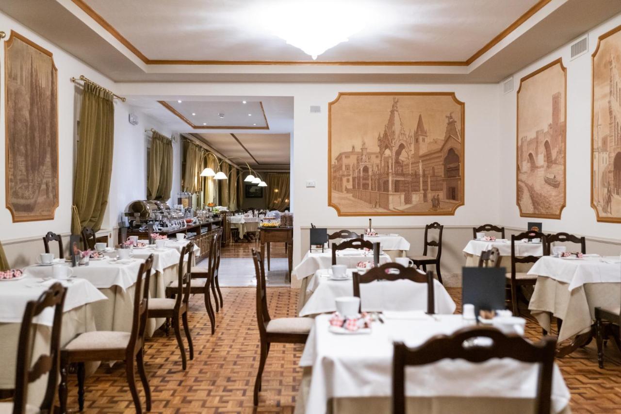 Due Torri Hotel Верона Екстериор снимка