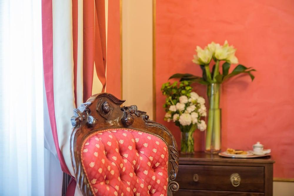 Due Torri Hotel Верона Екстериор снимка